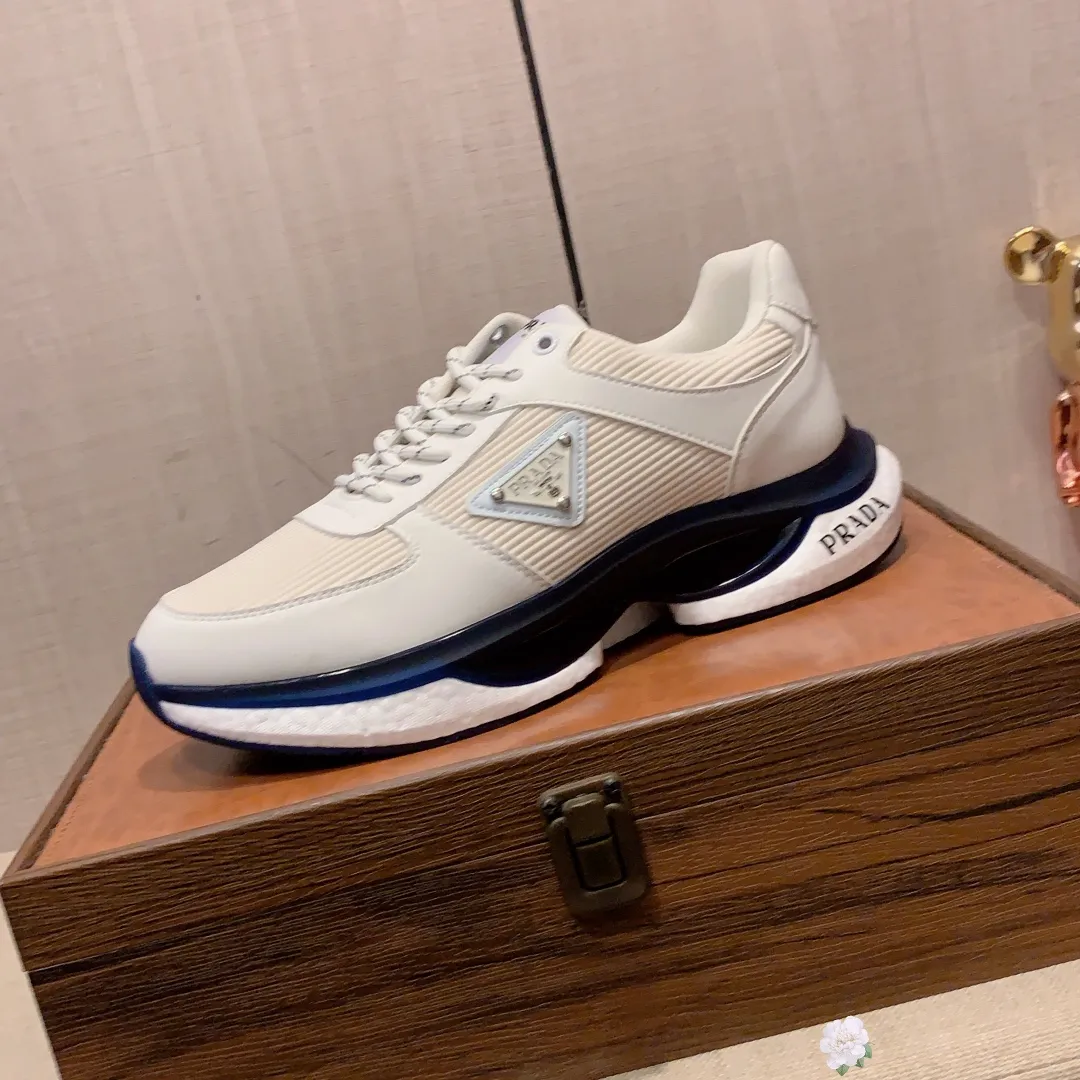 Men's men's shoes💰460💰💰🎩🎩[Lightning][Lightning] "PRADA*" The latest and most popular casual shoes, top brand [seduce] luxury ~ purchasing agency, top ~ quality. [Strong] The upper is made of imported breathable cowhide with material ➕ breathable sheepskin feet (•) and fine workmanship. The original stylish and stylish soft rubber wear-resistant and non-slip outsole is light and comfortable on the feet. The real thing looks better when taken in real life. 004: code: 38-44, 4️⃣ colors